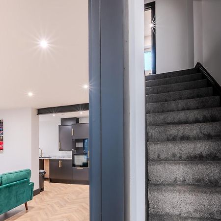 Modern 3Br Home - Private Parking - Tv In Every Bedroom Swansea Exteriér fotografie