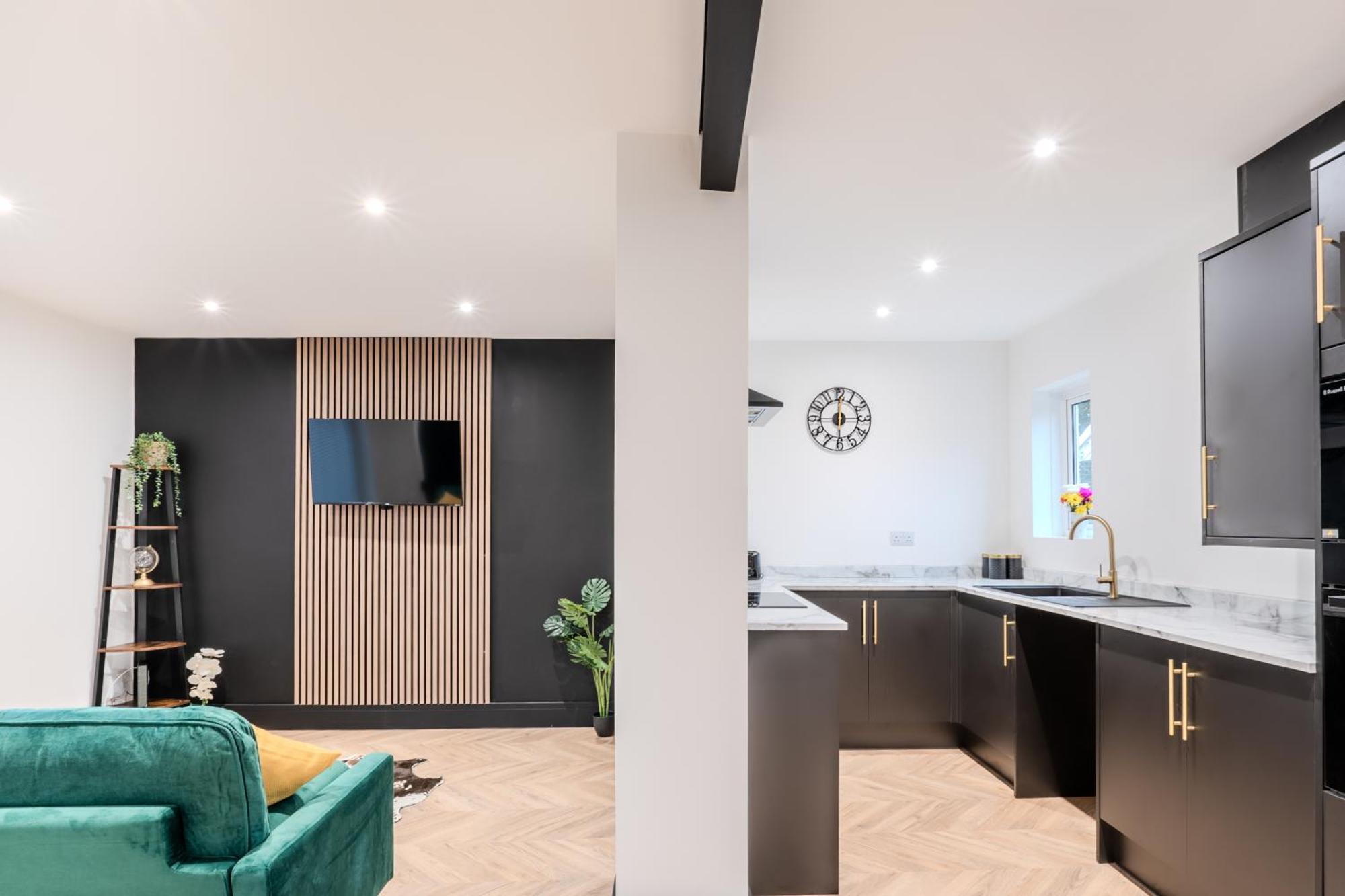 Modern 3Br Home - Private Parking - Tv In Every Bedroom Swansea Exteriér fotografie