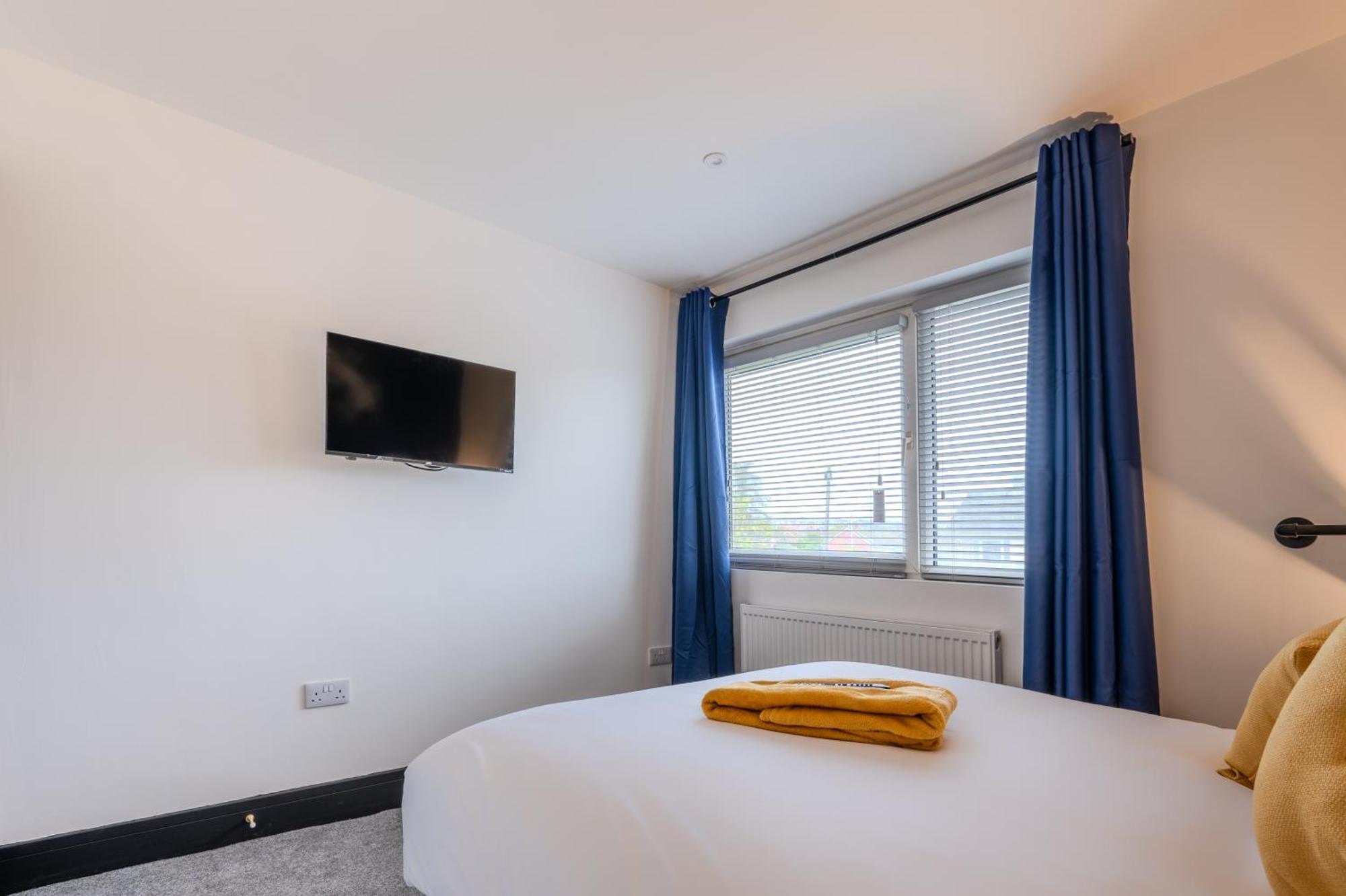 Modern 3Br Home - Private Parking - Tv In Every Bedroom Swansea Exteriér fotografie