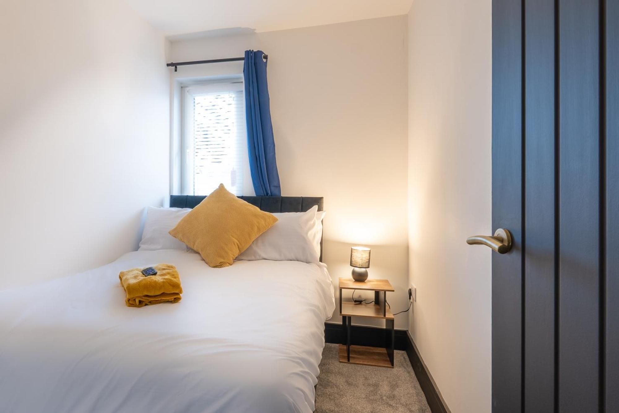 Modern 3Br Home - Private Parking - Tv In Every Bedroom Swansea Exteriér fotografie